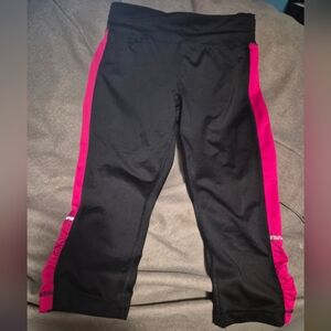 Capri Athletic Pants